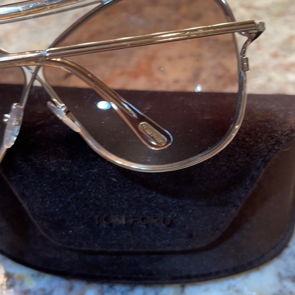 Tom Ford Catherine Sunglasses - Picture 2 of 4